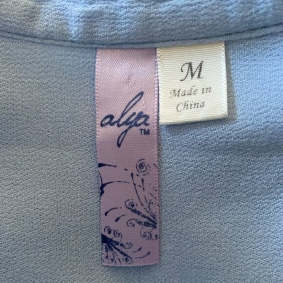 Francesca’s Long Sleeve Self Tie Mini Dress Baby Blue M - Picture 2 of 3